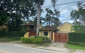 casa com piscina e jardim 1km do Centro histórico